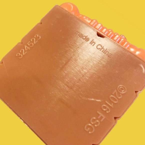 SOLAR POWER DANCING BOBBLEHEAD SUN-CATCHER PILGRIM BOY ~ THANKSGIVING 2016 - Picture 5 of 6